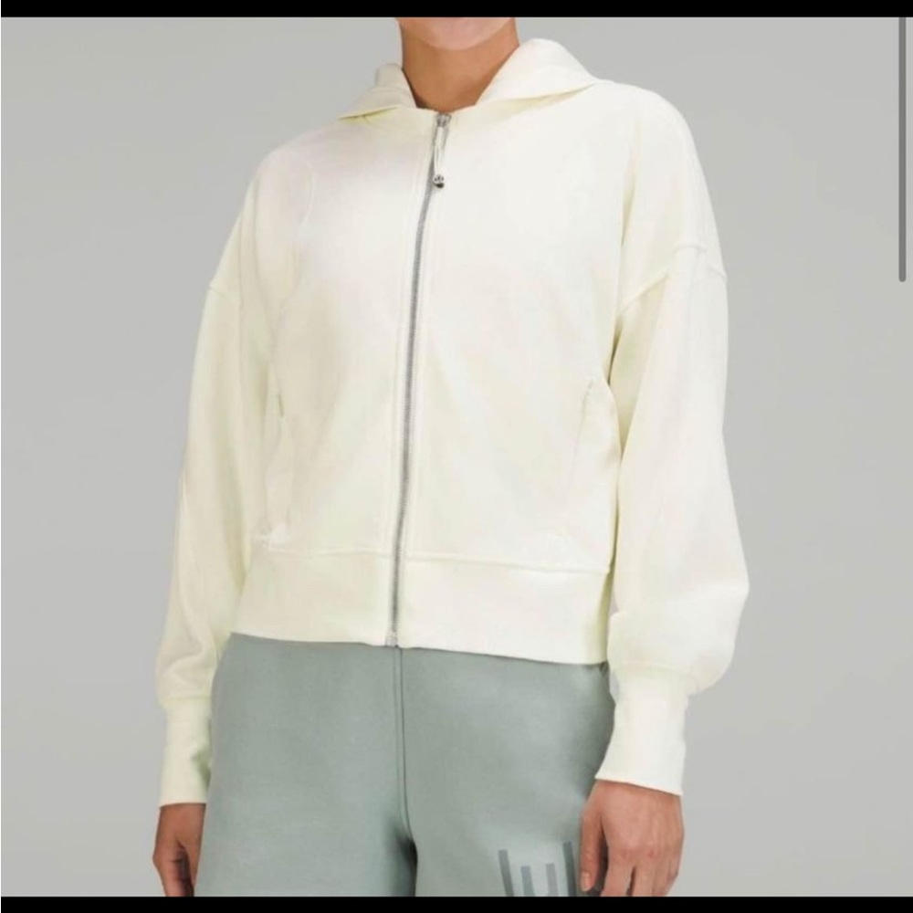 Lululemon Softstreme Hoodie Lemon Sorbet size 4